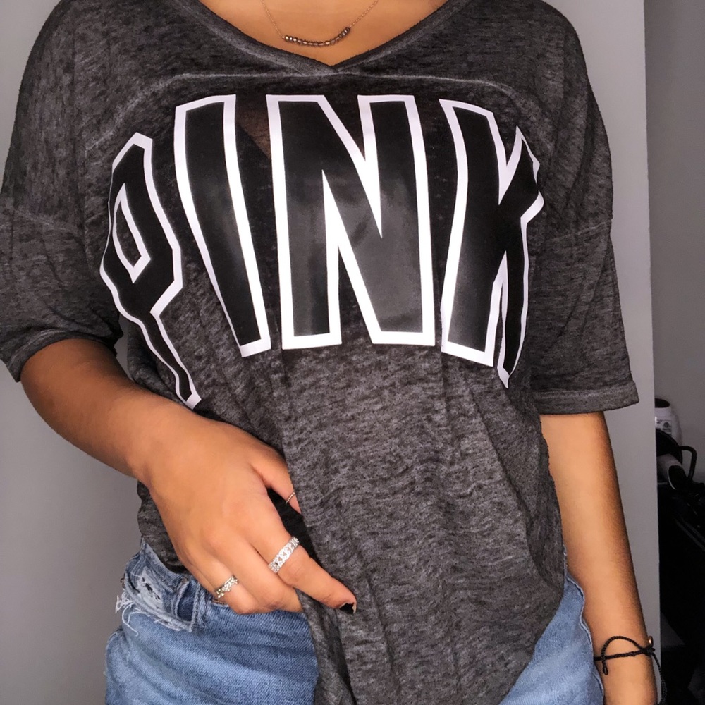 Pink loose shirt